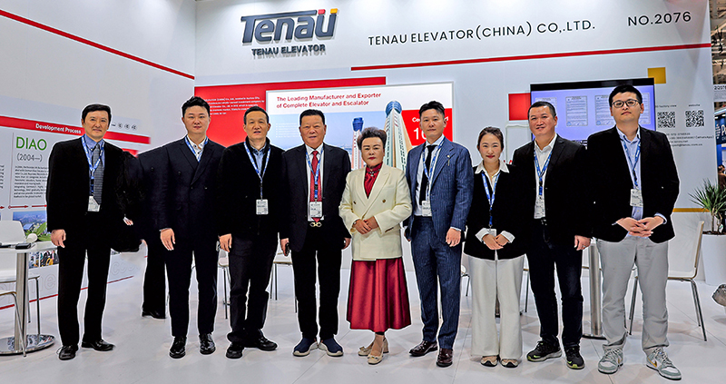 Herzliche Glückwünsche an den Vorsitzenden von TENAU ELEVATOR (CHINA) Co., Ltd. Kunfa Bo, den Präsidenten Aizhu Yang, den Direktor für Auslandsmarketing Congcong Sun und andere Abteilungsvertreter zur Teilnahme an der Elevator International Expo in Augsburg, Deutschland